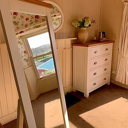 Bed & Breakfast The Old Medical Hall 4*
