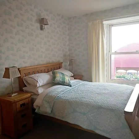 The Old Medical Hall 4* Castletownbere
