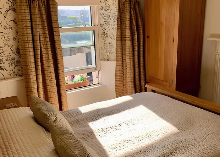 The Old Medical Hall ベッド・アンド・ブレックファスト キャッスルタウンベア